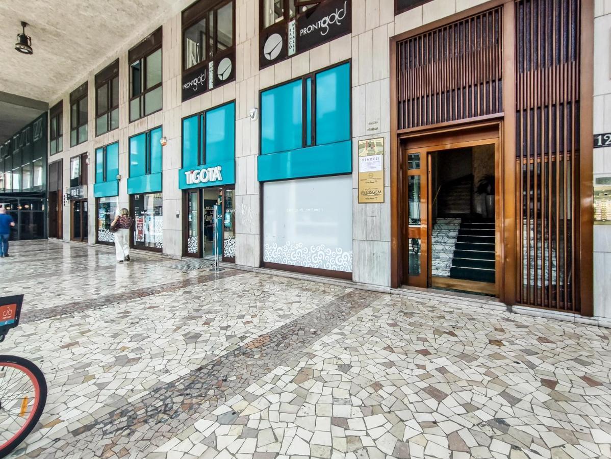 Pisani Apartment Мілан Екстер'єр фото