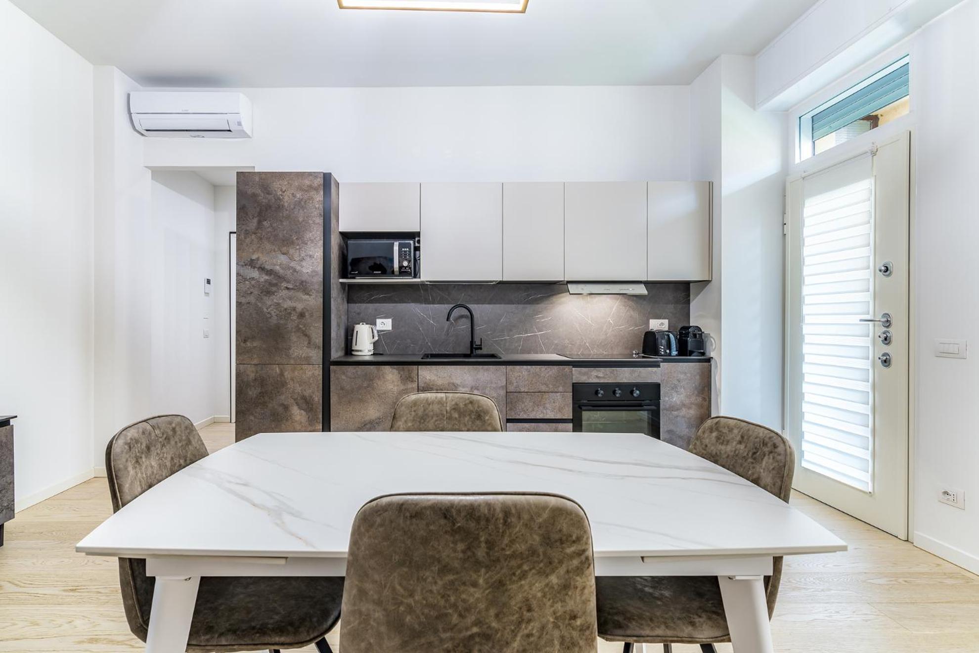 Pisani Apartment Мілан Екстер'єр фото